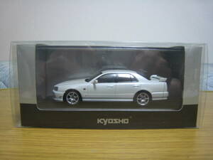 KYOSHO　京商　1/43　ニッサン　スカイライン　25GT-X　ターボ　1998年式　ホワイトパール