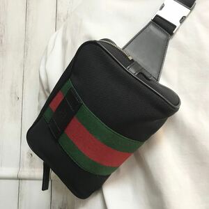 極美品●グッチ GUCCI ボディバッグ ショルダーバッグ 斜め掛け メンズ ビジネス シェリーライン レザーパッチ 黒 ブラック キャンバス