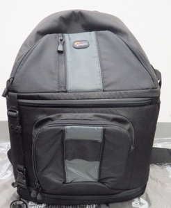 ○H83880:Lowepro ロープロ カメラ用スリングバッグ 302AW カメラバック 中古品