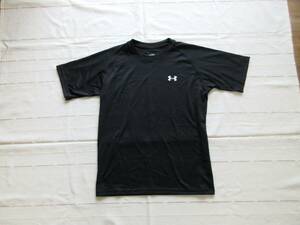 UNDER ARMOUR アンダーアーマー 半袖Tシャツ YLG 150cm 男の子 黒　ブラック　無地