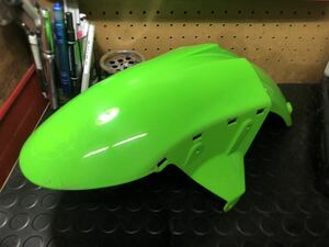 カワサキ kawasaki ZX-6R ZX-10R 純正 フロント フェンダー ライムグリーン 35004-0076 中古品