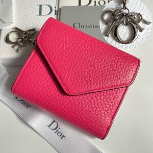 【極美品★付属品完備】DIOR クリスチャンディオール 三つ折り財布 ディオリッシモ Dior金具 レター型 シルバー金具 レザー シボ革 ピンク