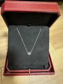 Cartier Cハートネックレス