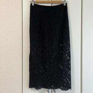 FOREVER 21 フラワーレースタイトスカート S ブラック