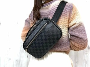 極美品 LOUIS VUITTON ルイヴィトン ダミエグラフィット アンブレール ボディバッグ ウエストポーチ バッグ N41289 レザー黒 メンズ 77307Y