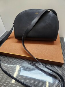 T★1円スタート★A.P.C アーペーセー レザー　ショルダーバッグ