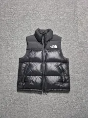 【雷市場（ポンジャン）商品韓国直送】 THE NORTH FACE(ザノースフェイス) Nuptse(ヌプシ) ベスト (ベスト)