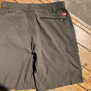 USA古着 THE NORTH FACE ノースフェイス ショートパンツ ショーツ メンズ Mサイズ STOW-POCKET ポッケタブル 夏物 春先 カジュアル P1418