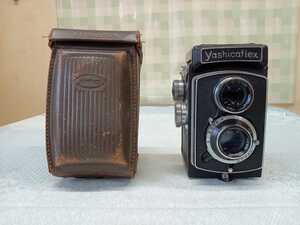 Yashicaflex　 ヤシカフレックス　二眼レフカメラ　80㎜　ｆ3.5　 未確認 ジャンク