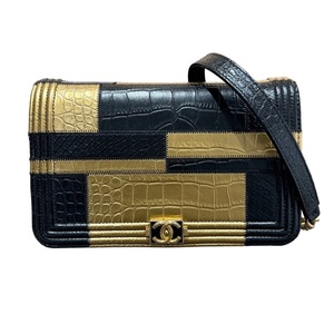 シャネル CHANEL ボーイシャネルチェーンウォレット ブラック/ゴールド/GD金具 カーフスキン ショルダーバッグ レディース 中古