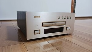 ☆美品☆　TEAC VRDS-9 CDプレーヤー ティアック