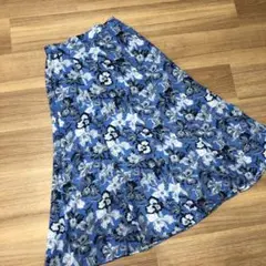 花柄　ロングスカート　ブルー