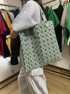 【新品+レア】BAO BAO ISSEY MIYAKE 10x10 ハンドバッグ トートバッグ（定価以下）