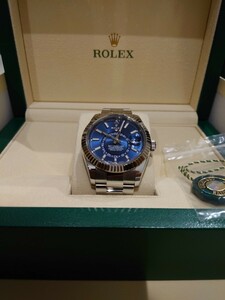 ROLEX ★ スカイドゥエラー 青文字盤 ★ 326934 !! 人気 ロレックス ほぼ未使用