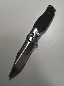 SOG Knives Tomcat3 フォールディングナイフ　限定カーボンファイバーグリップ　シリアルナンバー３２５