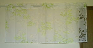裏表が同じ柄のオパールカフェカーテン巾100cmx丈45cmブランチ(枝葉)3グリーンsumi-79755