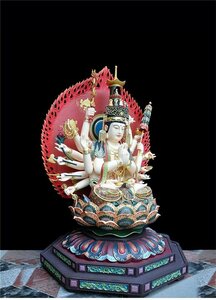送料無料◆木彫珍品◆准提仏母　木造　仏像　仏教　古美術品　美術品　　精彫細工 クスノキ本 ハンドペイント