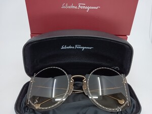 【未使用品】Salvatore Ferragamo サルヴァトーレ フェラガモ デザイナーサングラス SF 196SR 703　希少