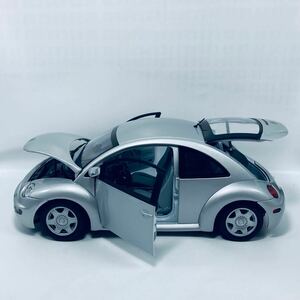 GATE (現:AUTOart) 1/18 VOLKSWAGEN NEW BEETLE COUPE 1998 Silver フォルクスワーゲン ニュービートル シルバー