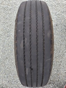 Y RY108B 205/70R16 111/109L LT 1本のみ 2022年 売り切り