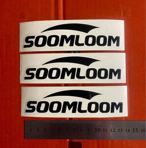 アウトドア キャンプ SOOMLOOM 切文字ステッカー 防水仕様