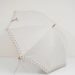 日傘 DAKS ダックス 晴雨兼用 USED美品 ライトグレー スカラップフリル 刺繍 ロゴ UV 遮光 47cm T A0787