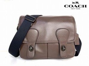 極美品★送料無料 コーチ メンズ COACH レザー クロスボディ メッセンジャー バッグ ショルダーバッグ C2906