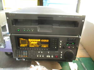 [S41026-2]★SONY プロ向け業務用デッキ　DIGITAI VIDEOCASSETTE RECORODER DVR-2000★