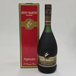 E29666(071)-621/MY3000　酒　REMY MARTIN NAPOLEON　レミーマルタン ナポレオン　Fine Champagne　COGNAC　コニャック　700ml　箱付き