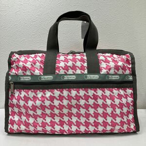 □5491 LeSportsac レスポートサック レディース ボストンバッグ 軽量 カジュアル 旅行 総柄 千鳥格子 ピンク系