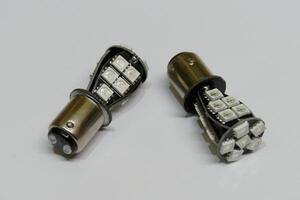 S25　24V専用　ブレーキフラッシュ　ダブル　赤　点滅　LED　21SMD　1157