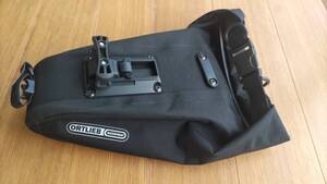 ORTLIEB オルトリーブ サドルバッグ 2.7Ｌ　旧型　防水 中古