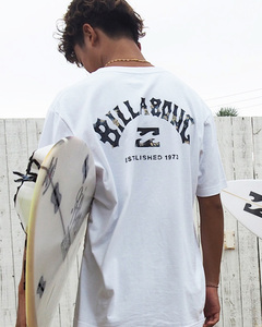 ★送料無料★2024春夏 新品【BILLABONG/ビラボン】ARCH FILL Ｔシャツ WHT メンズM BE011-202