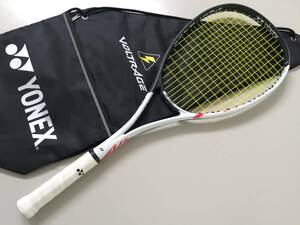 ○YONEX VOLTTRAGE7VS ボルトレイジ UL1 25-35LBS ヨネックス ソフトテニス スポーツケース付 ホワイト/グレー 中古(NS240607)522-2