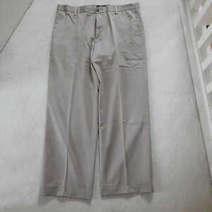 チノパン　DOCKERS W36 カーキ色　ストレートフィット