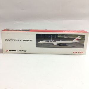 ★E12082/BOEING 777-300 ER/JAL ジャル/モデルプレーン/1:200/箱付/破損有 す