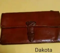 Dakota 
クラプトン
長財布（クラプトン
長財布（サイズ約11×19)