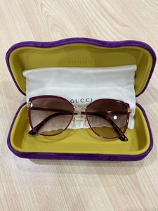 美品 GUCCI グッチ GG0589SK 004 57□16-150 シェリーライン サングラス グラデーション 保管品 ケース付き