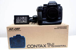 京セラ　CONTAX コンタックス　N digital　世界初のデジタル一眼レフ　バッテリーアダプター　元箱有　ジャンク