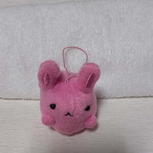 うさだるま。ピンク。新品。非売品。他で売ってません。アミーズメント限定品。縦7cm。横5cm。厚み5.5cm。手のひらサイズ。