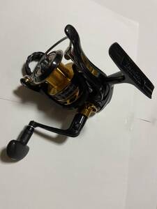 DAIWA ダイワ 15 トーナメント ISO 2500SH-LBD 