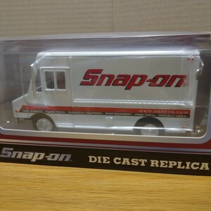 snap-on Tools ダイキャスト ミニカー van バン diecast レプリカ 車 minicar ロゴ スナップオン 工具 インテリア 飾り 置物 限定 snap on 