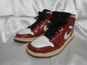 激レア　NIKE AIR JORDAN 1 mid RETRO RED サイズ：26,5cm　USED　送料無料