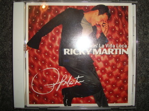 RICKY MARTIN『LIVIN