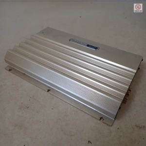 ○ADDZEST 4チャンネル パワーアンプ APA4204 POWER AMPLIFIER カー用品 車載用 アゼスト クラリオン clarion ジャンク 【20