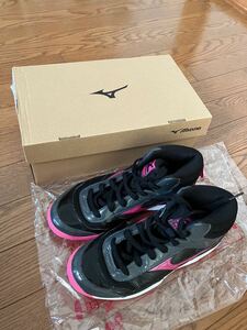 子供用MIZUNOバスケットシューズ　　