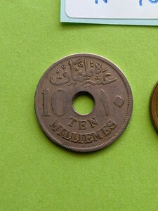 外国コイン　エジプト　(Rー７０７)　古銭　１０ミッリーム硬貨 　１９１７年　　