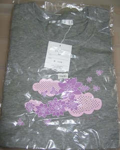 新品 Persole 百花繚乱 和柄 半袖 Tシャツ L 和風 グレー ピンク 紫 花柄 カットソー 海外 土産 和雑貨 丸首 クルーネック レトロ 送料無料