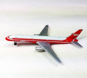 ドイツ SCHABAK シャバク 1/600 BOEING 757 LTU - 箱なし ◆zd-26