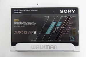 O533-J33-668◎ SONY ソニー カセットプレーヤー WM-F501 現状品 ◎